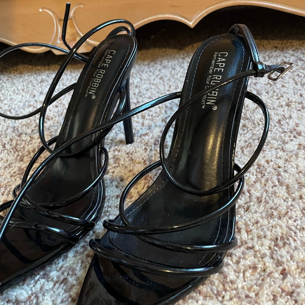 lace up heels